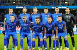 卢森堡队赢得欧洲预选赛，晋级下一轮