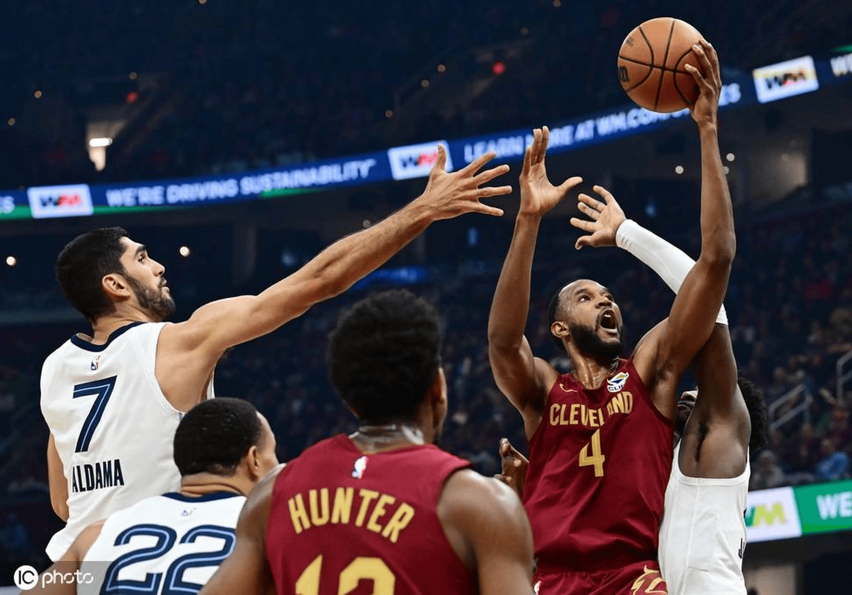 火箭取胜灰熊,近10战9胜 火箭取胜灰熊,近10战9胜