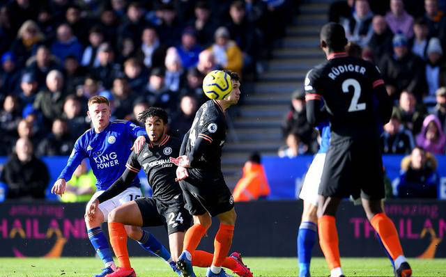 马赛客场遭遇惨败，球队整体表现堪忧的简单介绍