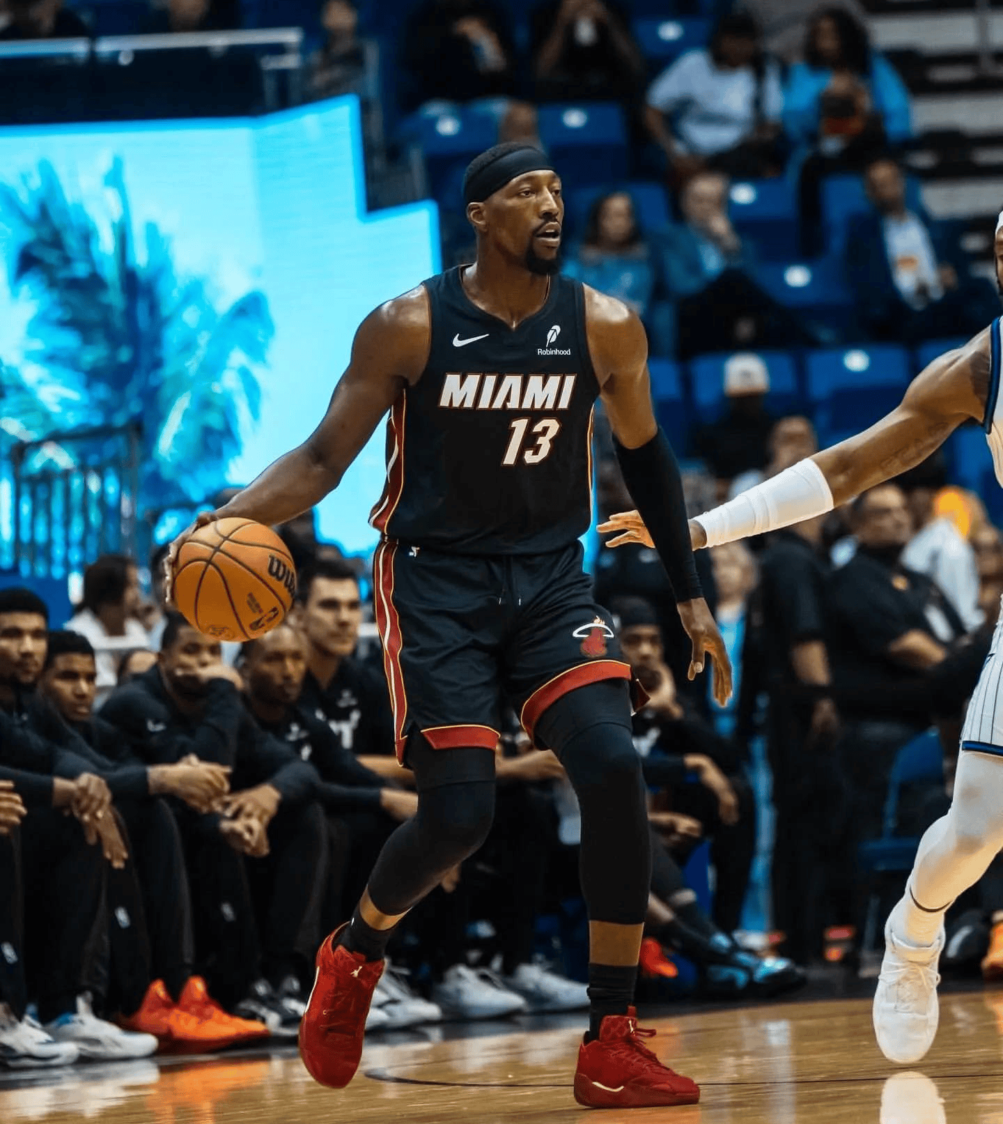 勇士逆转热火，主场豪取胜利的简单介绍