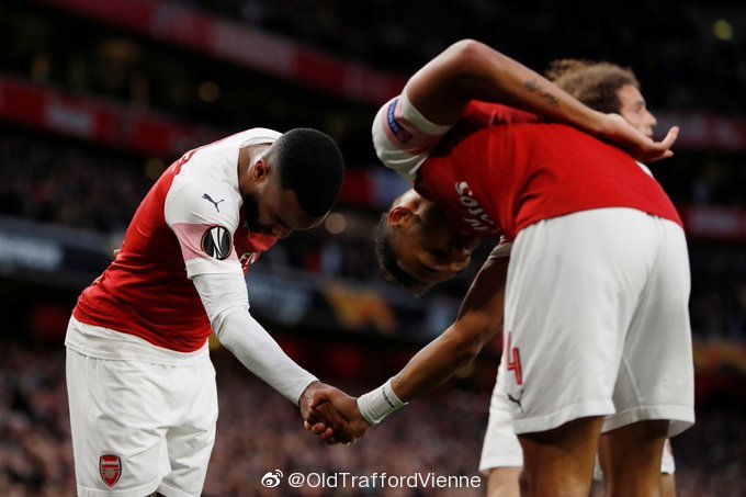 华伦西亚客场逆转对手拿下胜利